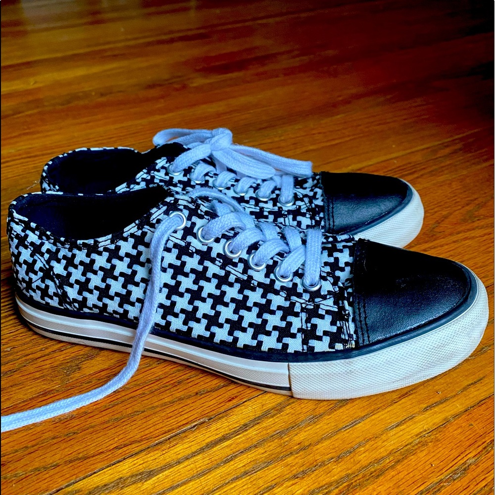 Canvas and leather shoes